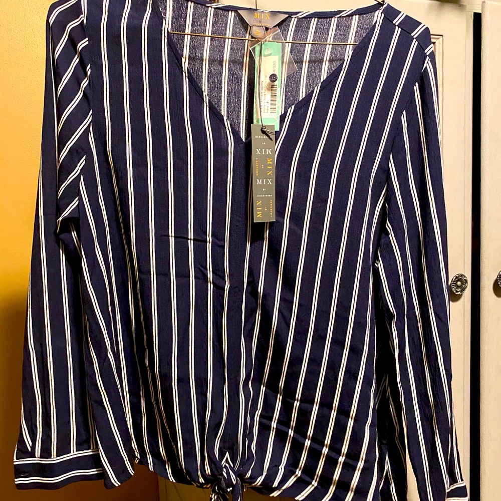 Women’s Blouse Brand New Size XL